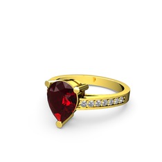 Garnet ve swarovski 8 ayar altın yüzük